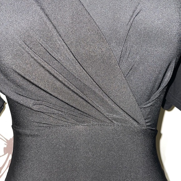 Triple Seven Size Small Puff V-Cut Tee-Short Sleeve Black Crop Top NWOT $30 - Picture 4 of 11